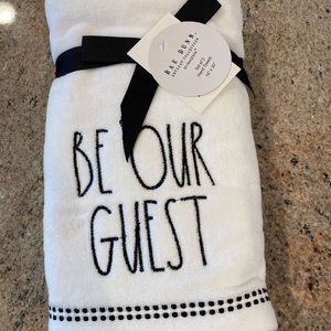 Rae Dunn BE OUR GUEST Hand Towels